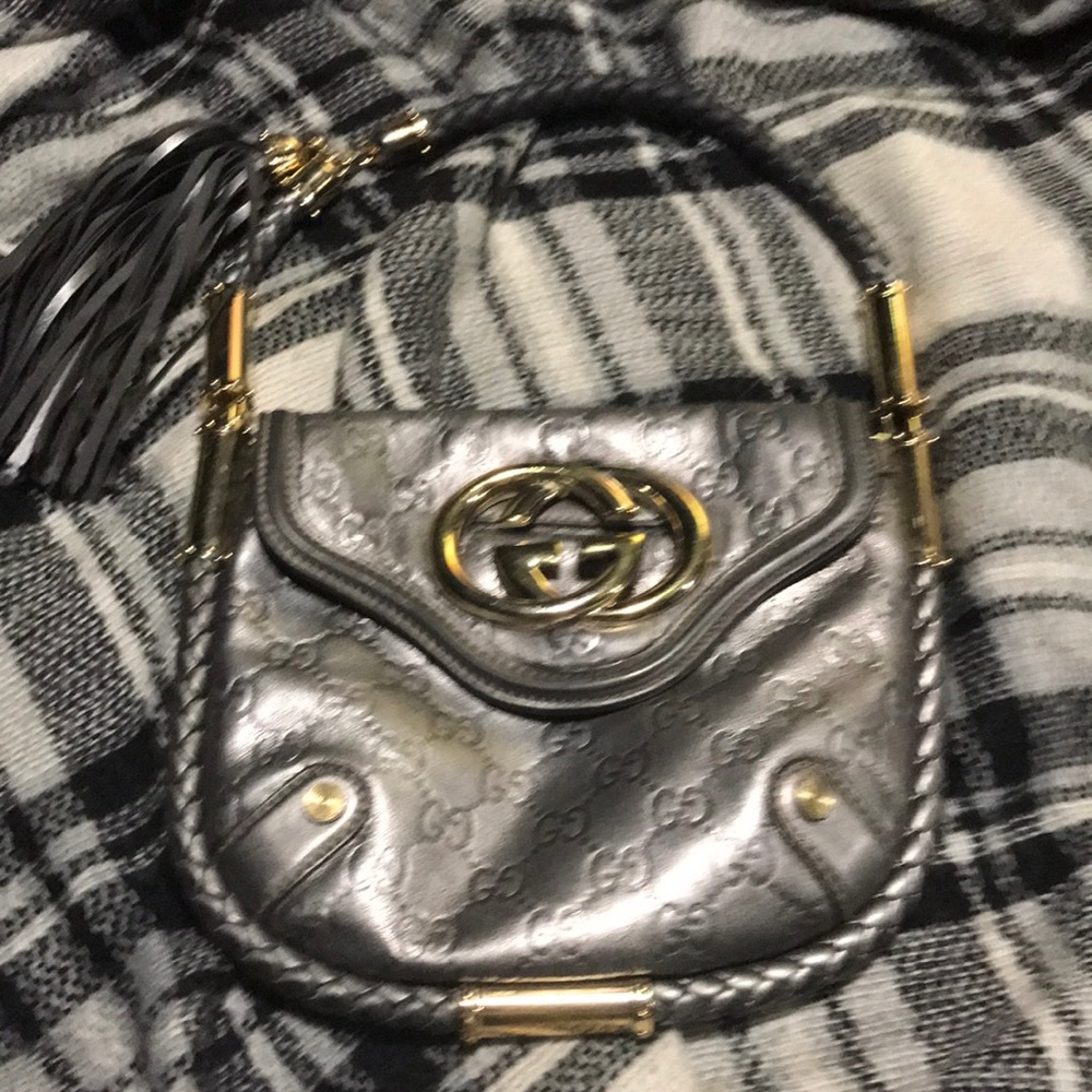 Authentic rare and vintage Gucci purse.